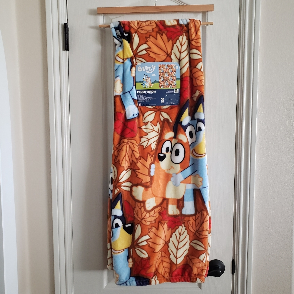 Bluey & Bingo Fall Autumn Orange Plush 50 X 70in Throw Blanket NWT